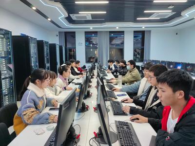 培養ICT工程師，基地建設向縱深推進——我校華為HCIA-Datacom認證培訓考試圓滿結束